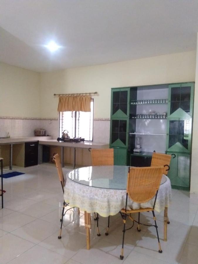 Villa Brastagi Resort Jalan Mimpin Tua Blok C No. 41 Berastagi Bagian luar foto